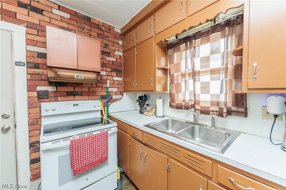 118 Hickory Street Bellevue OH 44811