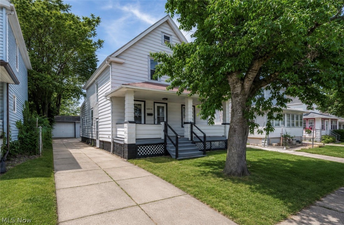4256 W 22nd Street Cleveland OH 44109