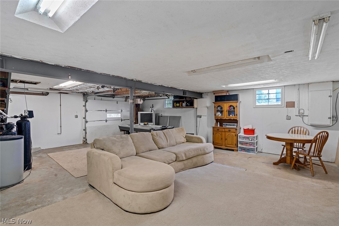 9320 W Akron Canfield Road Canfield OH 44406