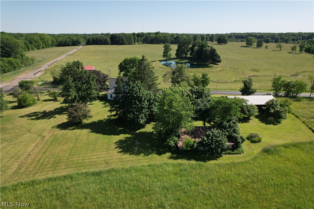 15760 N Palmyra Road Diamond OH 44429