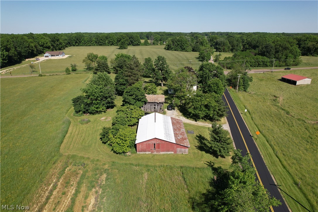 15760 N Palmyra Road Diamond OH 44429