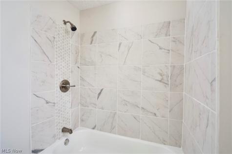 16603 Talford Avenue Cleveland OH 44128