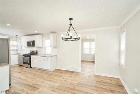 16603 Talford Avenue Cleveland OH 44128
