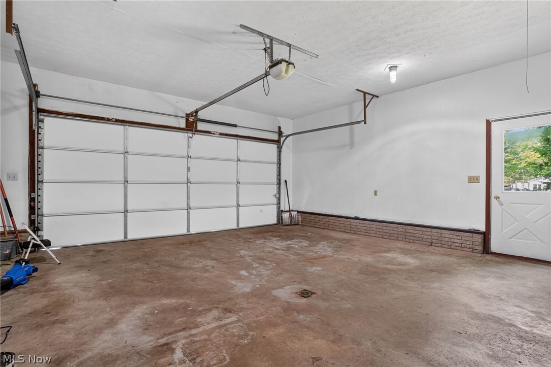 1020 Cornerwood Drive Jefferson OH 44047