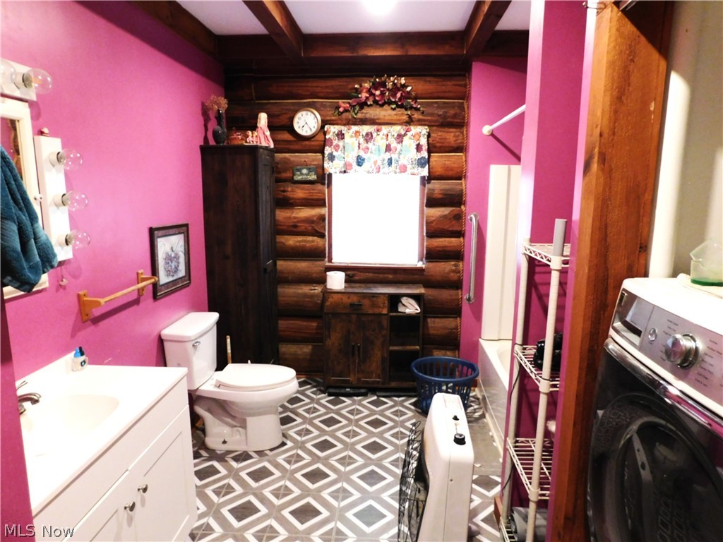 46348 Street Route 556 Beallsville OH 43716