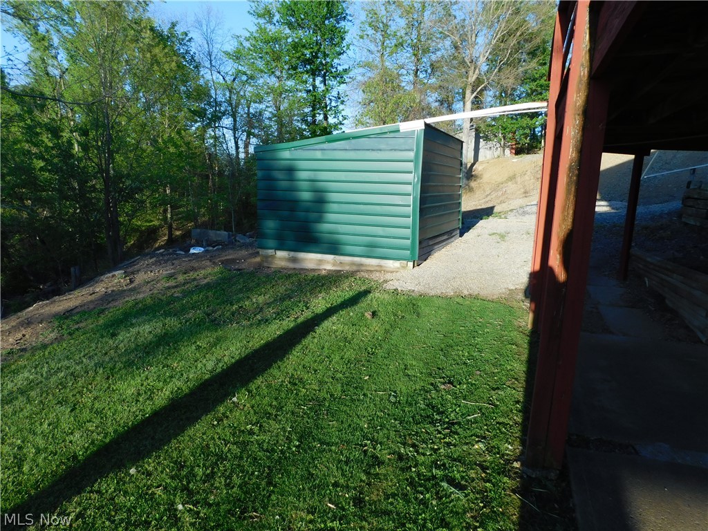 46348 Street Route 556 Beallsville OH 43716