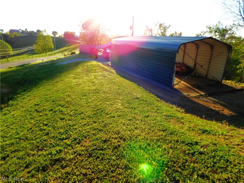 46348 Street Route 556 Beallsville OH 43716