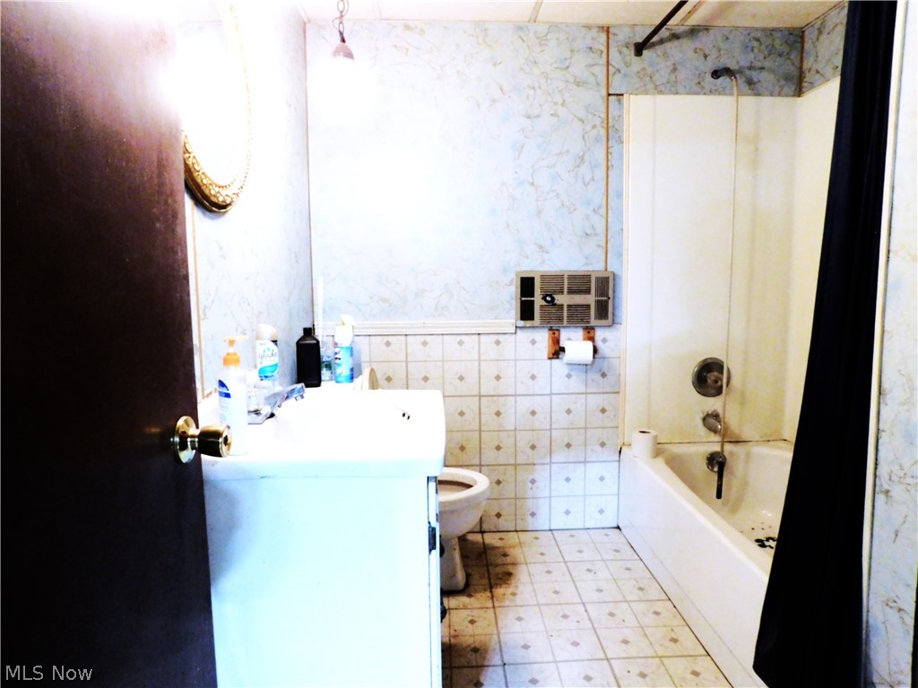 46348 Street Route 556 Beallsville OH 43716