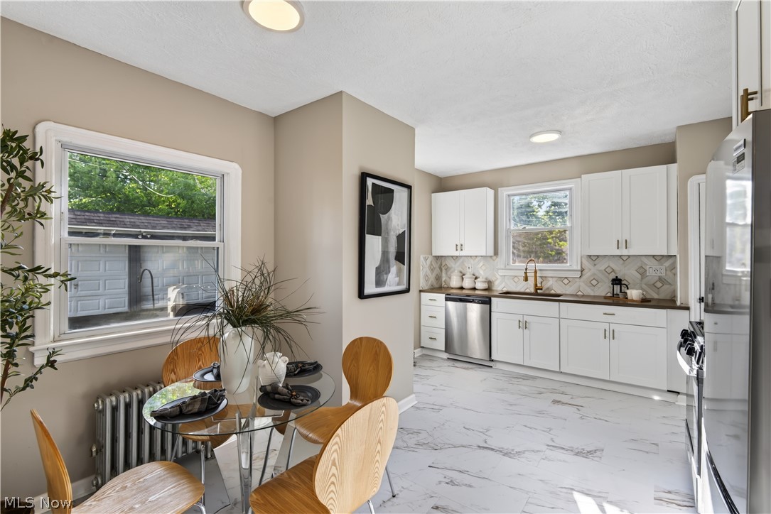 3582 Raymont Boulevard University Heights OH 44118