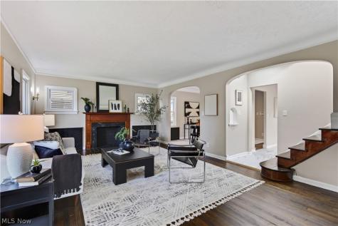 3582 Raymont Boulevard University Heights OH 44118