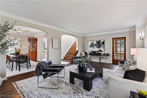 3582 Raymont Boulevard University Heights OH 44118