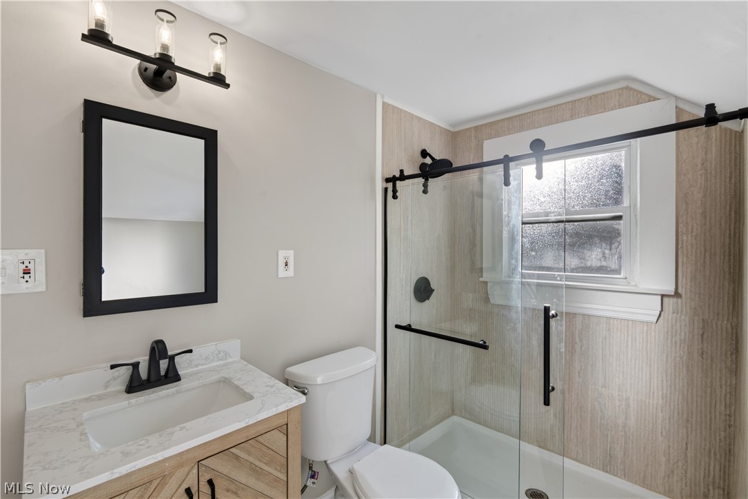 3582 Raymont Boulevard University Heights OH 44118