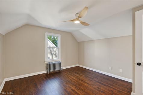 3582 Raymont Boulevard University Heights OH 44118