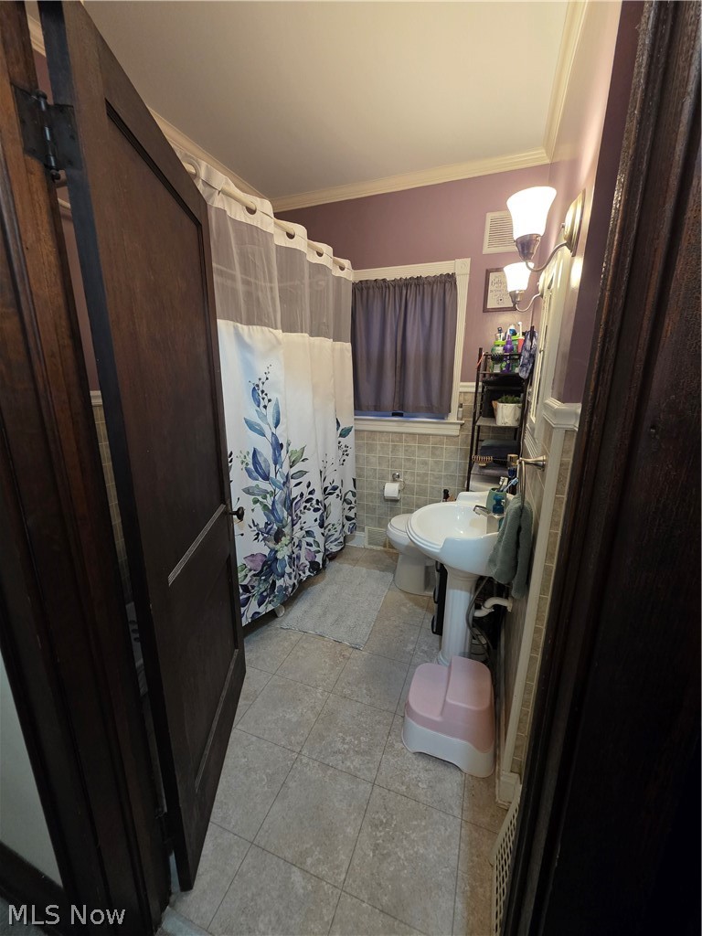 5031 Blakeslee Avenue Ashtabula OH 44004