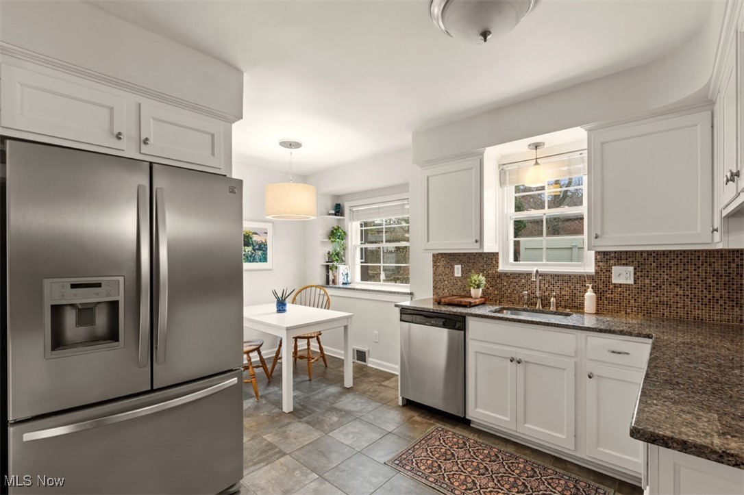 2700 Edgehill Road Cleveland Heights OH 44106