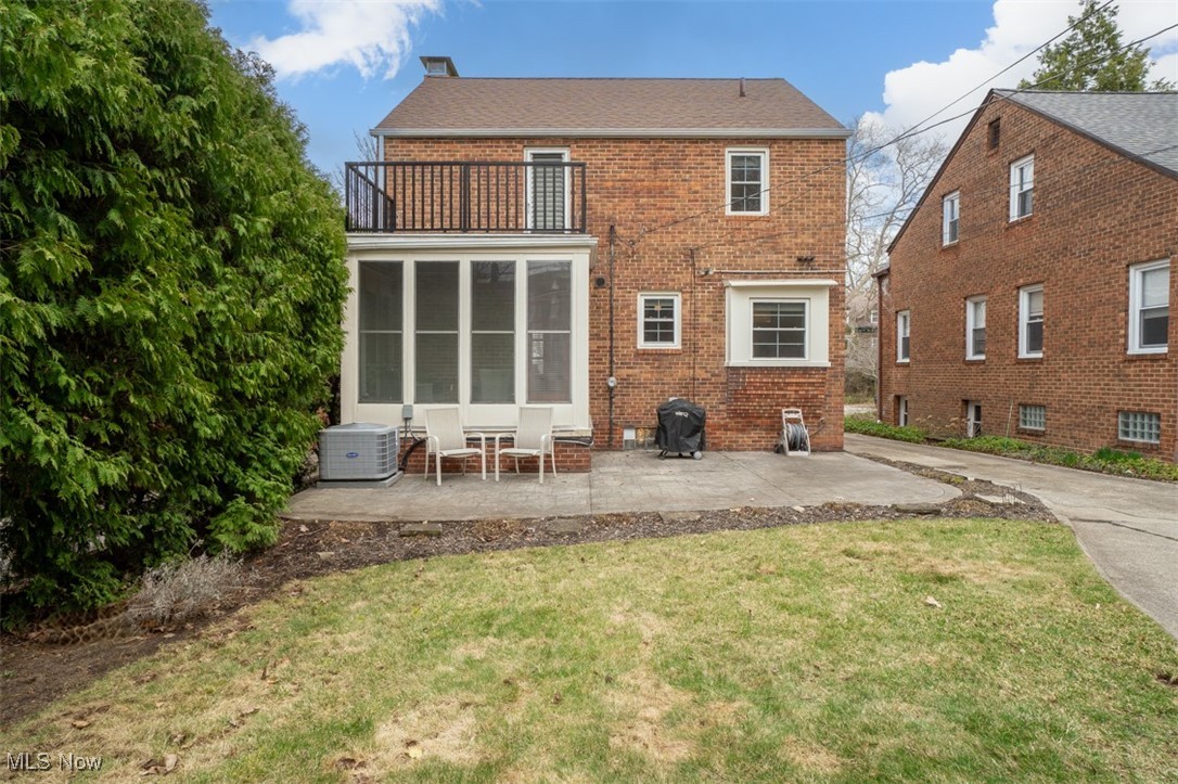 2700 Edgehill Road Cleveland Heights OH 44106