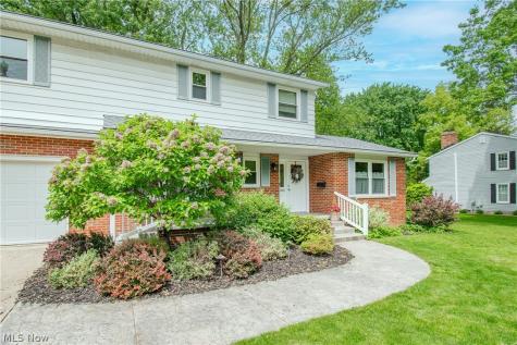 300 Tanglewood Trail Wadsworth OH 44281