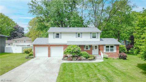300 Tanglewood Trail Wadsworth OH 44281