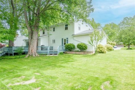 300 Tanglewood Trail Wadsworth OH 44281