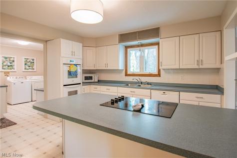 300 Tanglewood Trail Wadsworth OH 44281