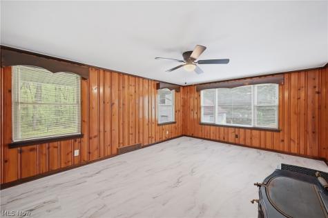 5452 W Webb Road Youngstown OH 44515