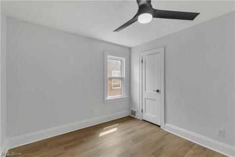 11205 Langton Avenue Garfield Heights OH 44125