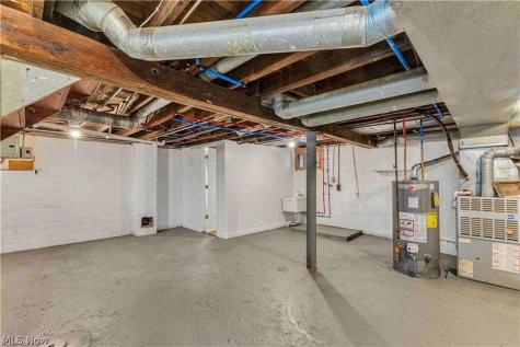 11205 Langton Avenue Garfield Heights OH 44125