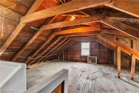 11205 Langton Avenue Garfield Heights OH 44125