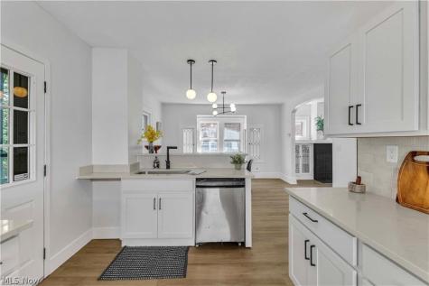 11205 Langton Avenue Garfield Heights OH 44125