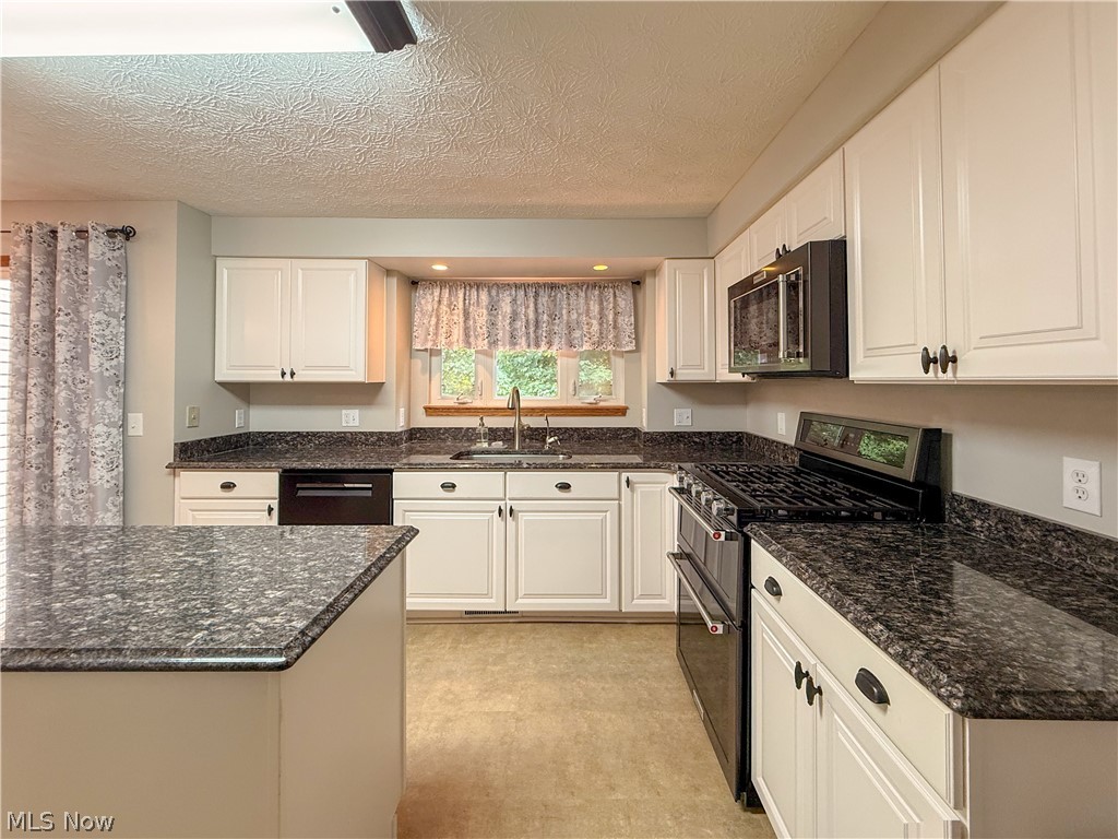 4730 Squire Drive Sagamore Hills OH 44067