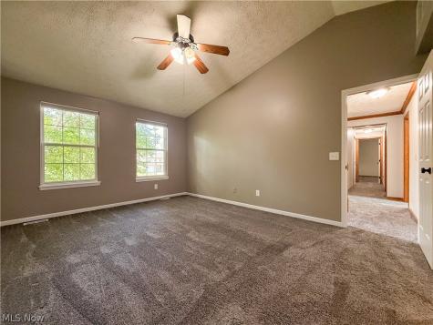 4730 Squire Drive Sagamore Hills OH 44067