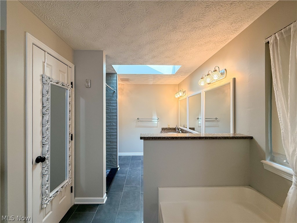 4730 Squire Drive Sagamore Hills OH 44067