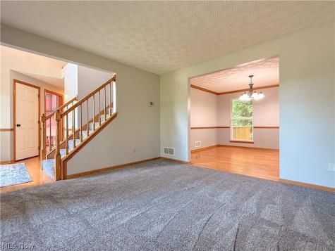 4730 Squire Drive Sagamore Hills OH 44067