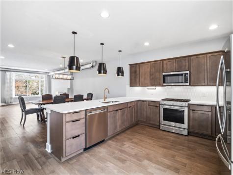 4191 Lorain Court Cleveland OH 44113
