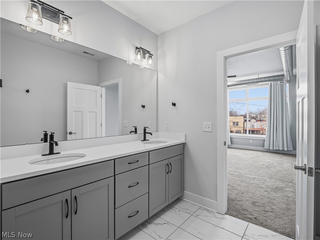 4191 Lorain Court Cleveland OH 44113