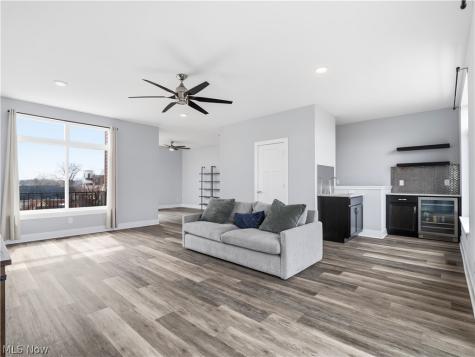 4191 Lorain Court Cleveland OH 44113