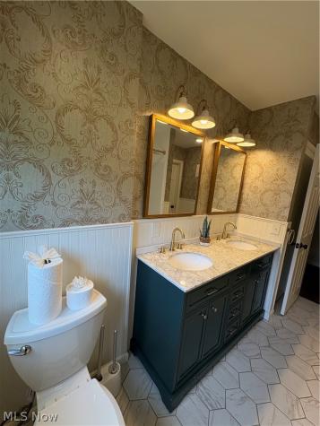 5646 Onaway Oval Parma OH 44130