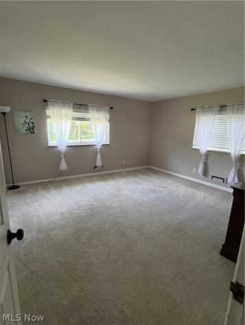5646 Onaway Oval Parma OH 44130