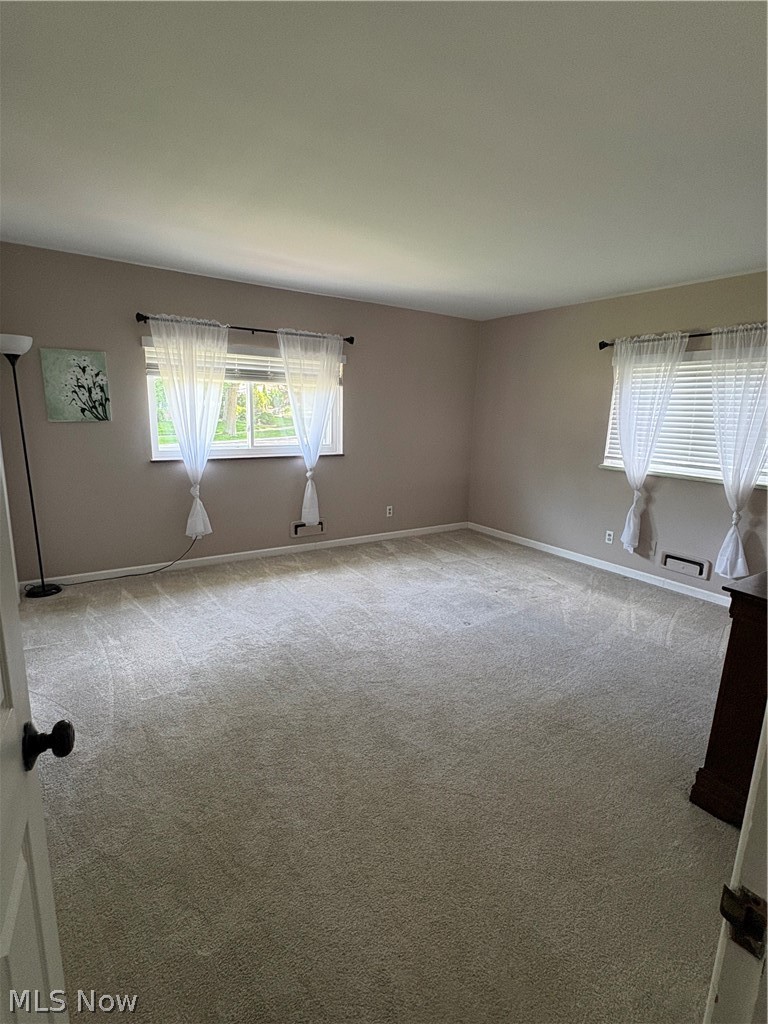 5646 Onaway Oval Parma OH 44130