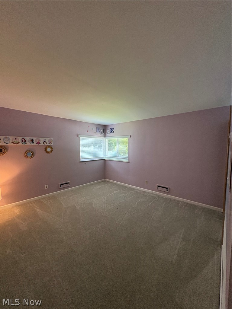 5646 Onaway Oval Parma OH 44130
