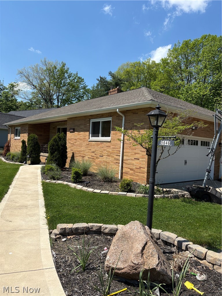 5646 Onaway Oval Parma OH 44130