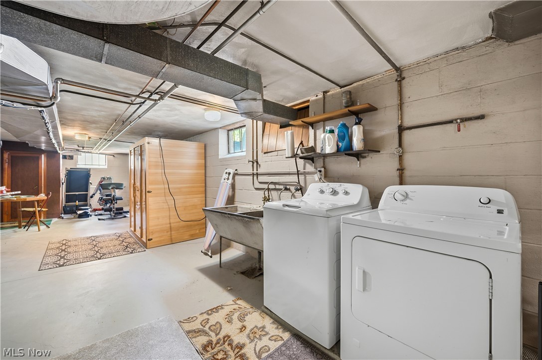 5646 Onaway Oval Parma OH 44130