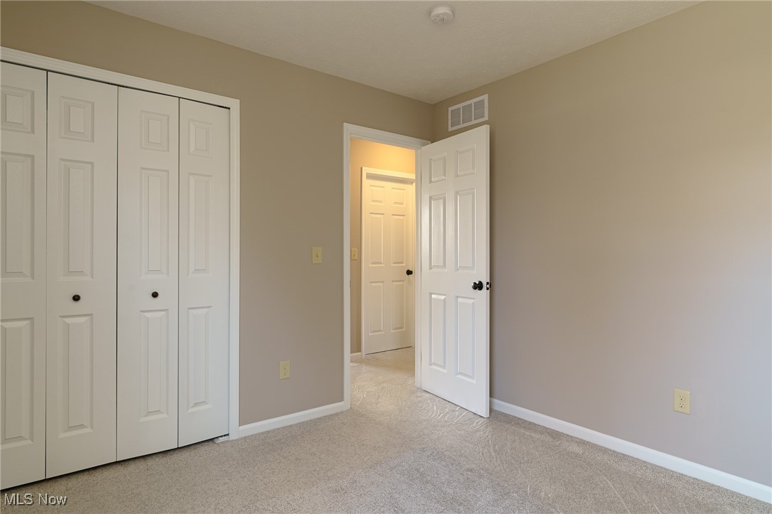 239 South Point Drive Avon Lake OH 44012