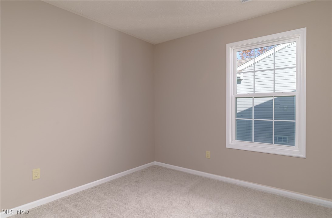 239 South Point Drive Avon Lake OH 44012