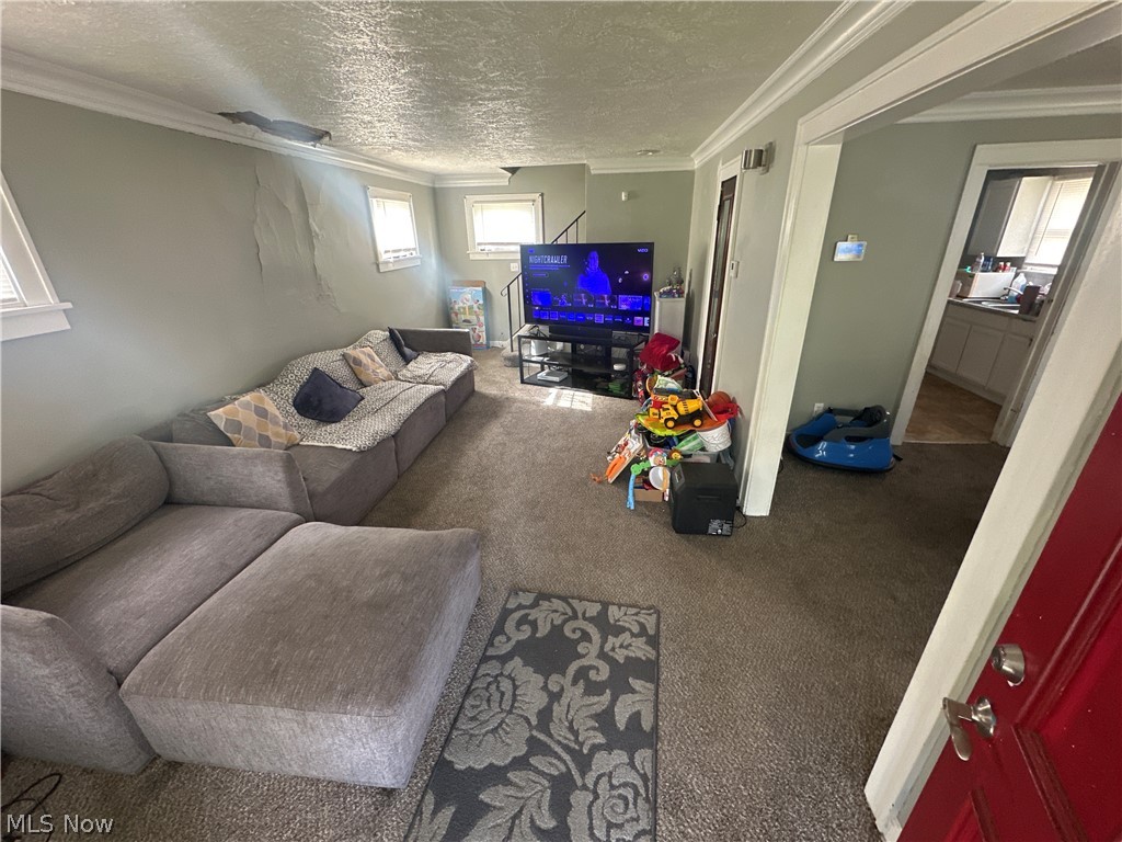 15712 Judson Drive Cleveland OH 44128