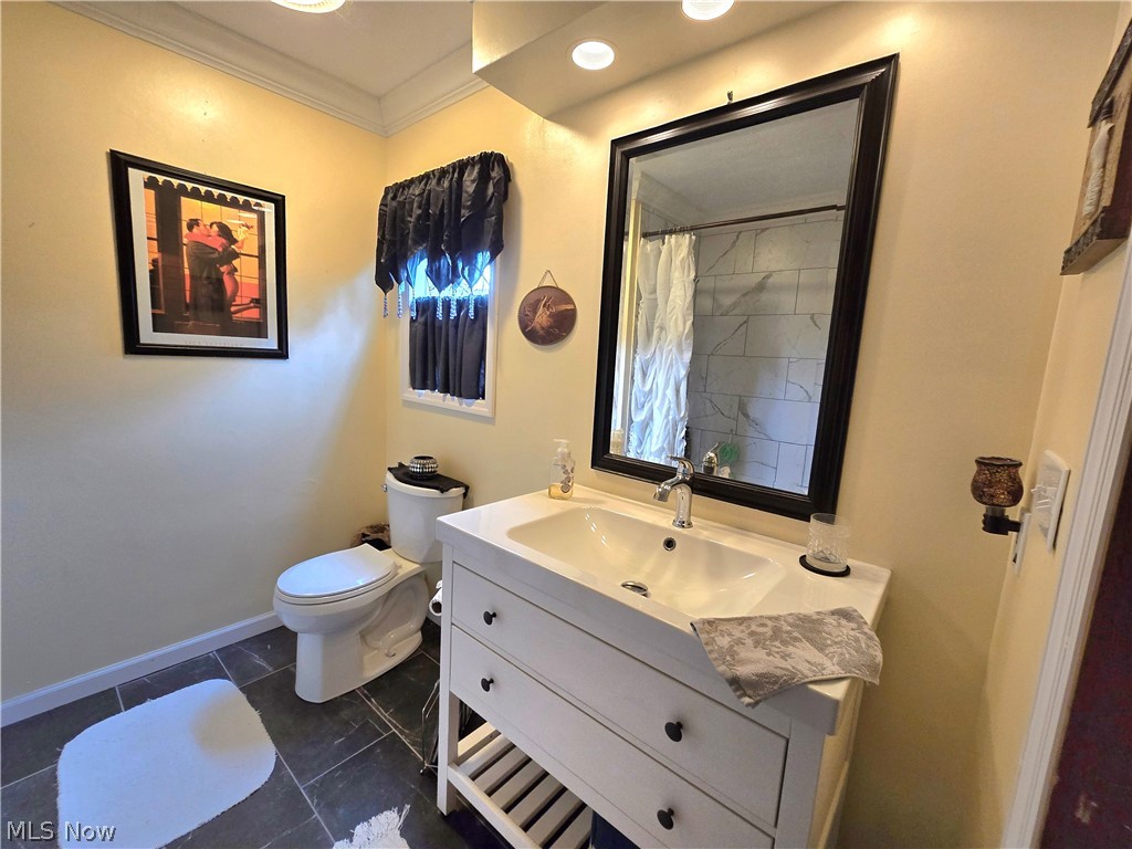 6215 Southview Drive Nashport OH 43830
