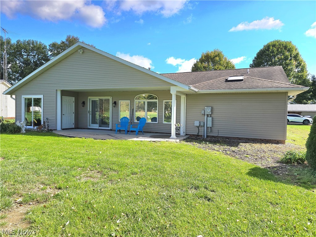 6215 Southview Drive Nashport OH 43830