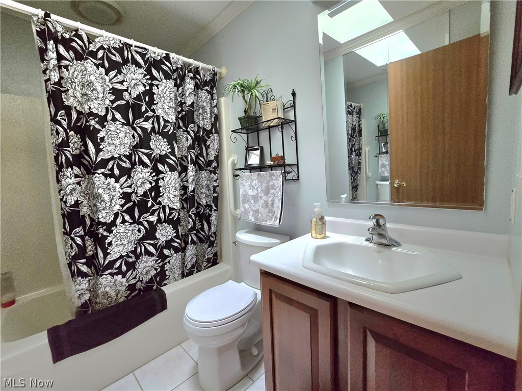 6215 Southview Drive Nashport OH 43830
