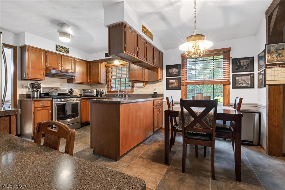 6986 Youngstown Pittsburgh Road Poland OH 44514