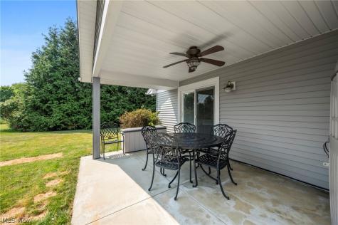 1280 Surfside Circle Aurora OH 44202